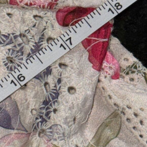 gab & Kate floral button-down shirt - Picture 9 of 10